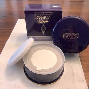 Elizabeth Taylor’s Passion Body Riches Scented Dusting Powder 2.6 oz New Sealed